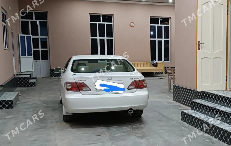 Lexus ES 300 2002 - 188 000 TMT - Чарджоу - img 8