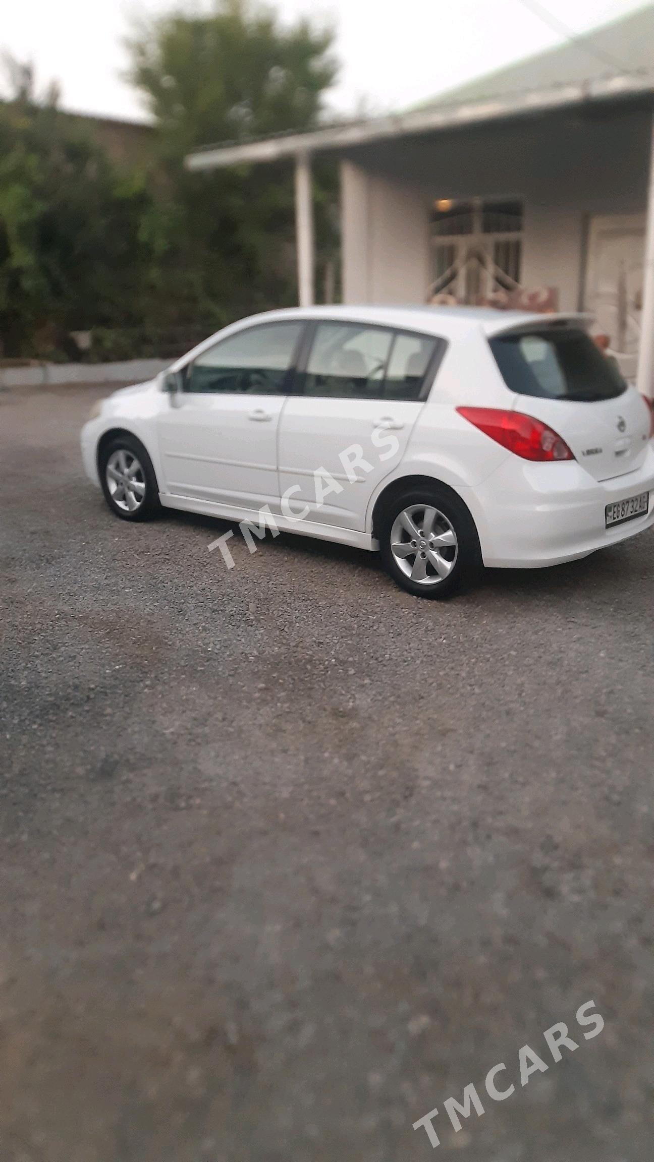 Nissan Versa 2009 - 132 000 TMT - Ашхабад - img 6