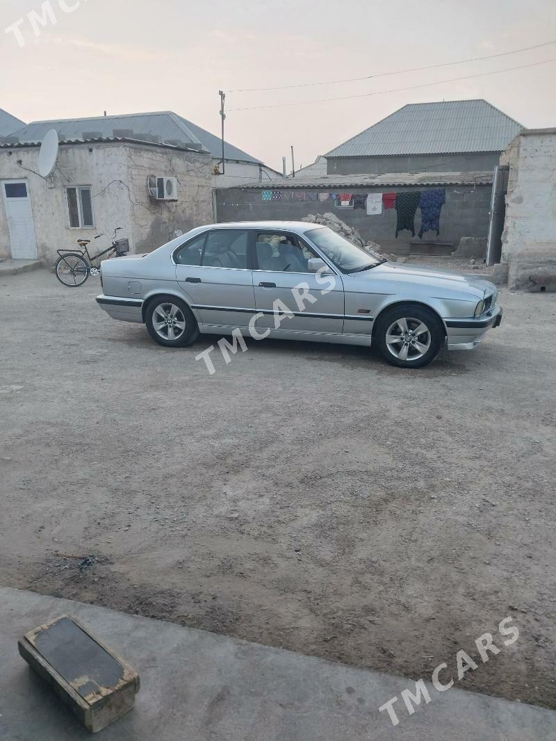 BMW 525 1994 - 57 000 TMT - Гумдаг - img 5