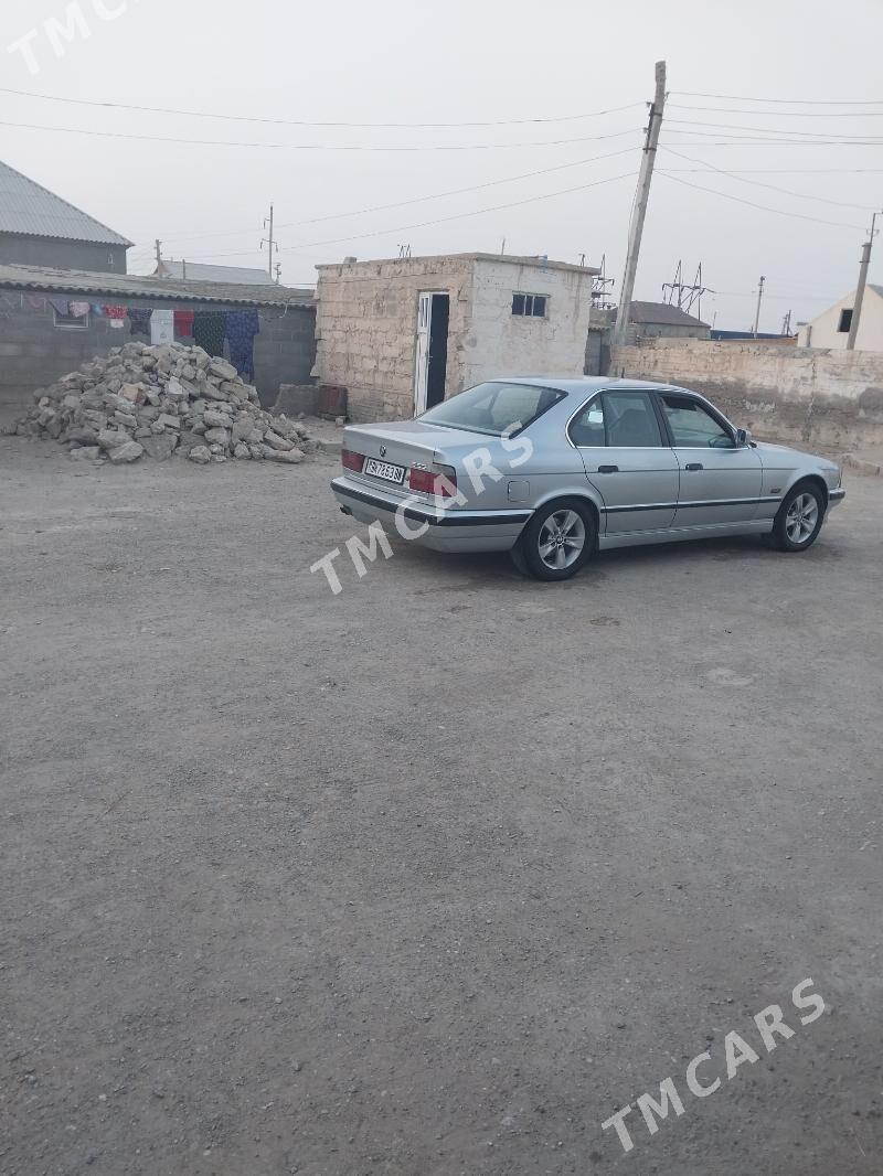 BMW 525 1994 - 57 000 TMT - Гумдаг - img 3