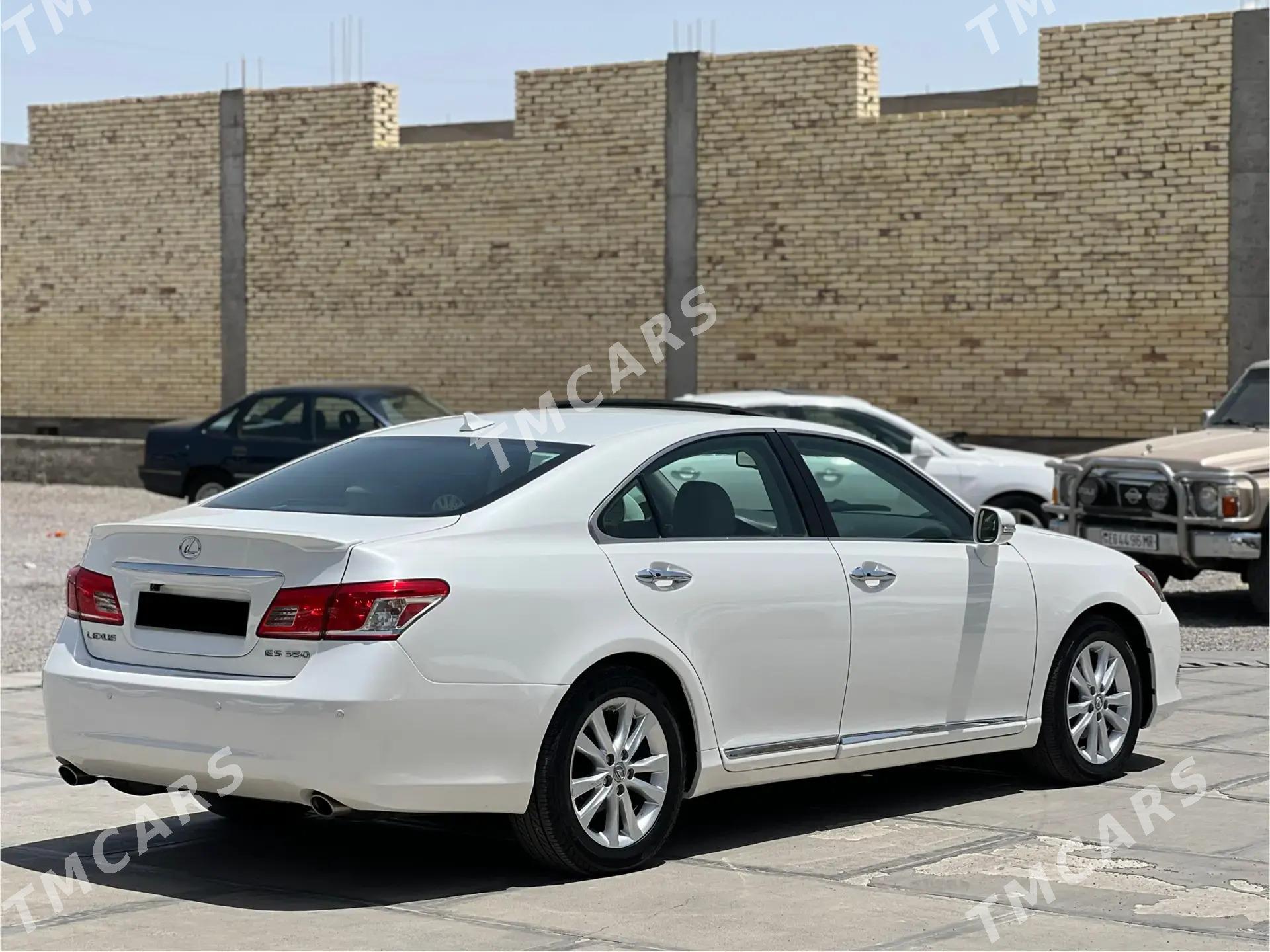 Lexus ES 350 2011 - 260 000 TMT - Мары - img 9