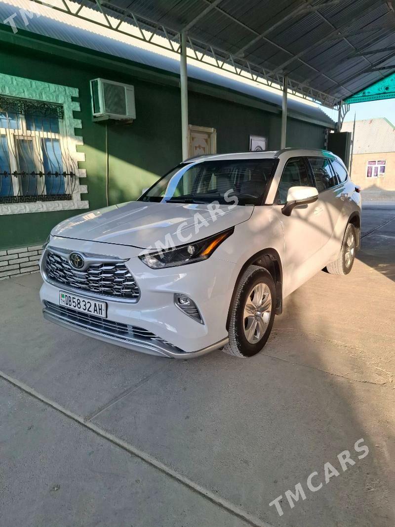 Toyota Highlander 2022 - 490 000 TMT - Кака - img 2