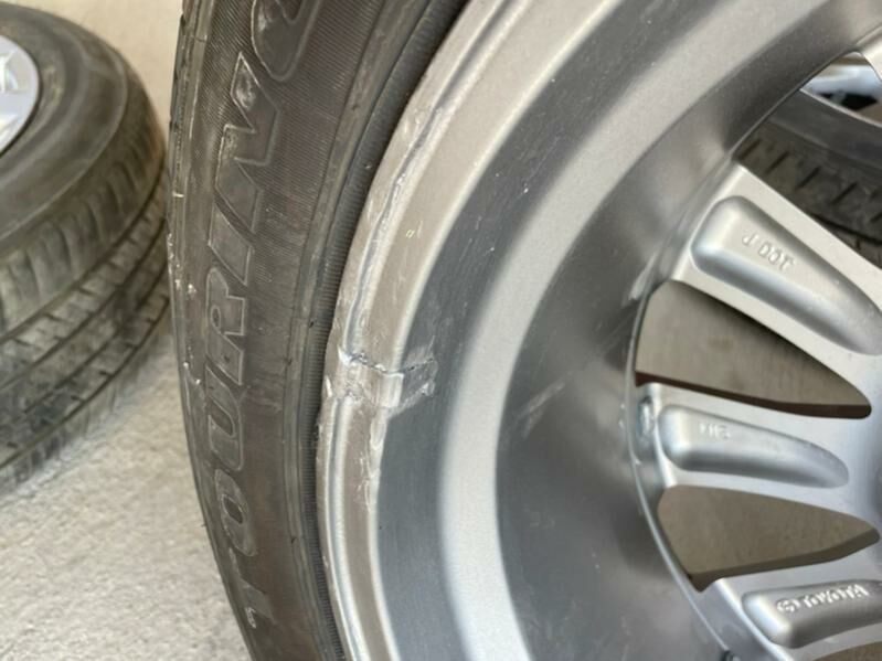 215/55/17 Camry LE 5 500 TMT - Балканабат - img 3