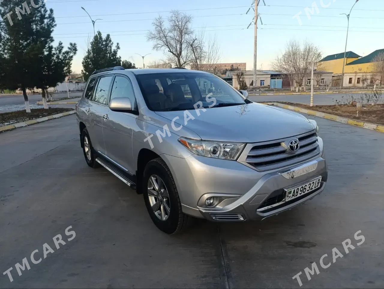 Toyota Highlander 2011 - 340 000 TMT - Köýtendag - img 4
