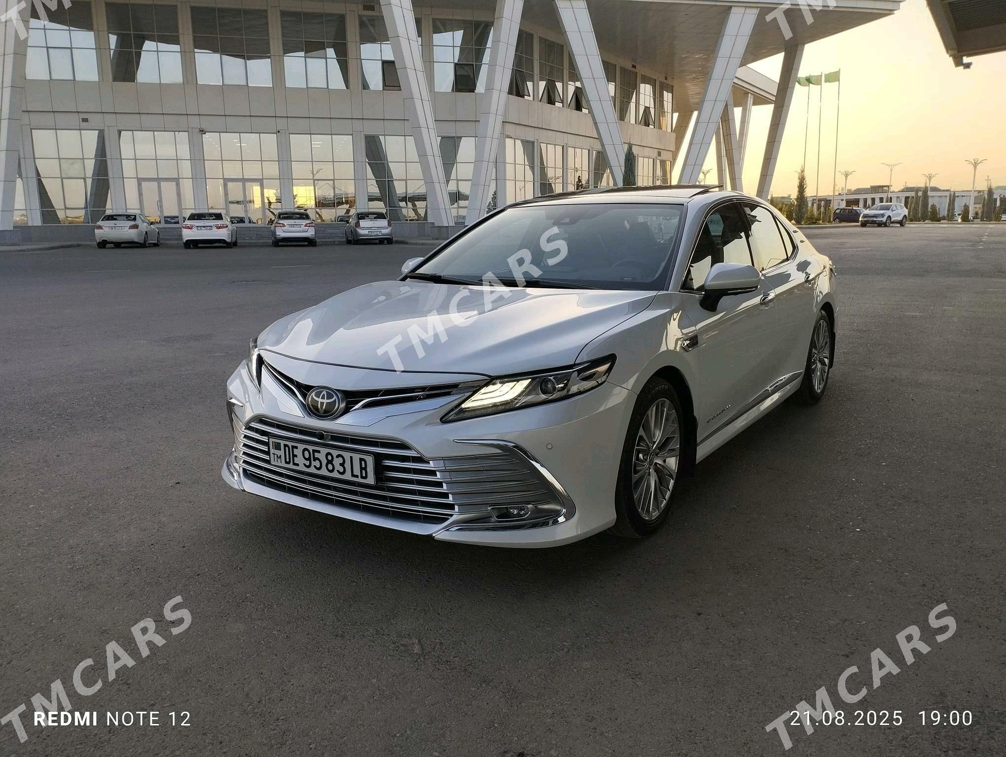 Toyota Camry 2021 - 395 000 TMT - Türkmenabat - img 2
