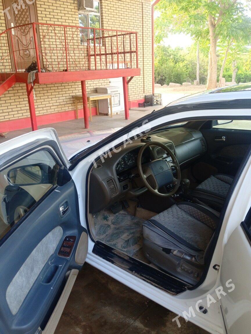 Nissan Maxima 1996 - 50 000 TMT - Mary - img 4
