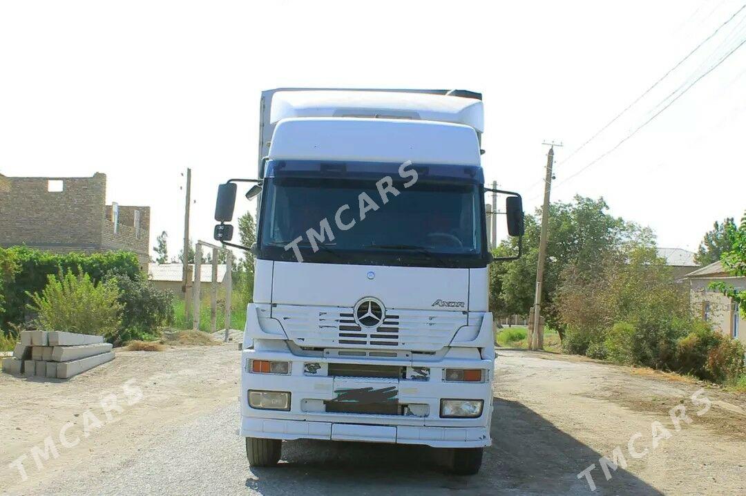 Mercedes-Benz ACTROS 3331 2005 - 921 200 TMT - Türkmenabat - img 4
