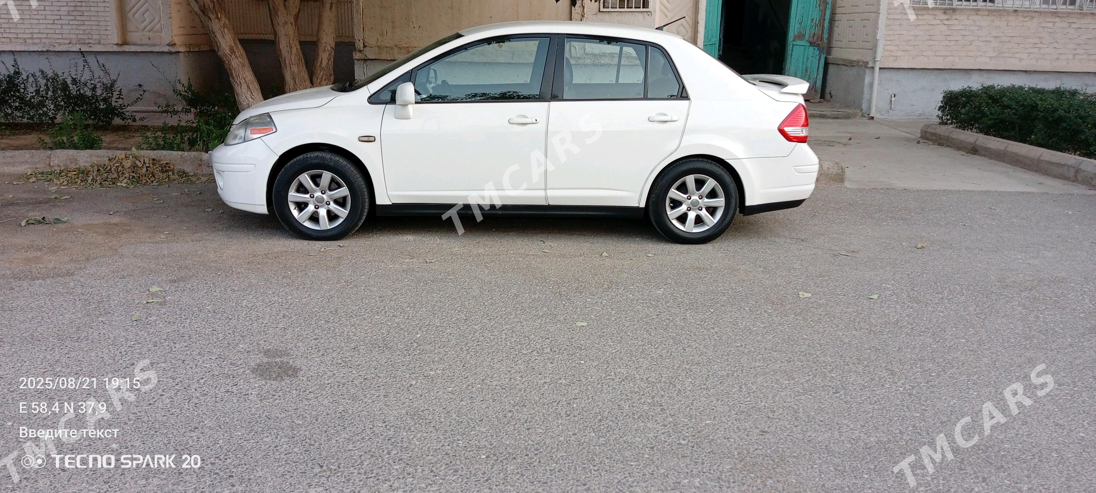 Nissan Versa 2010 - 125 000 TMT - 11 мкр - img 2