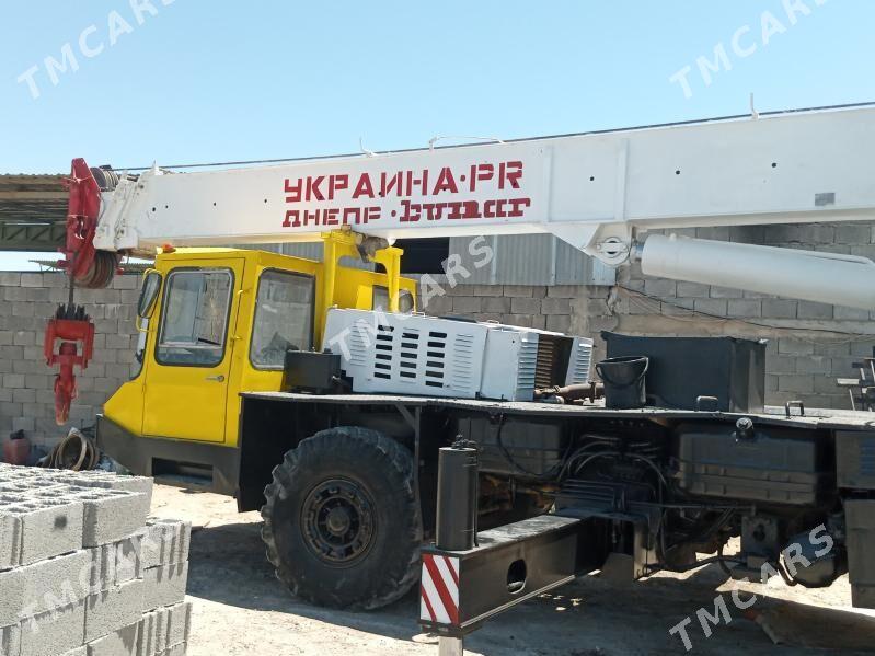 XCMG 25 1993 - 210 000 TMT - Aşgabat - img 2