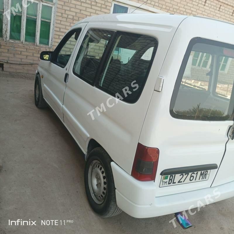 Peugeot 108 1998 - 40 000 TMT - Байрамали - img 3