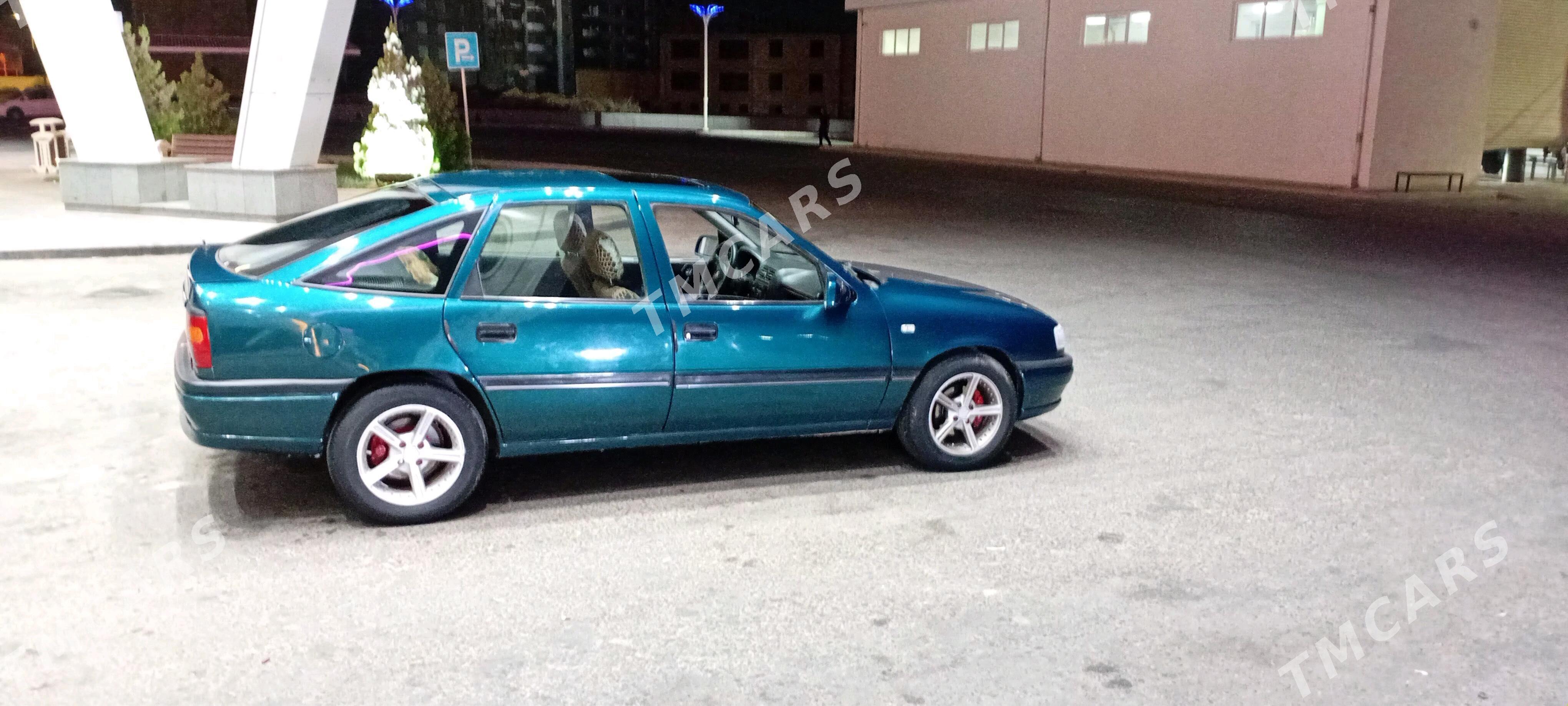 Opel Vectra 1994 - 40 000 TMT - Дашогуз - img 3