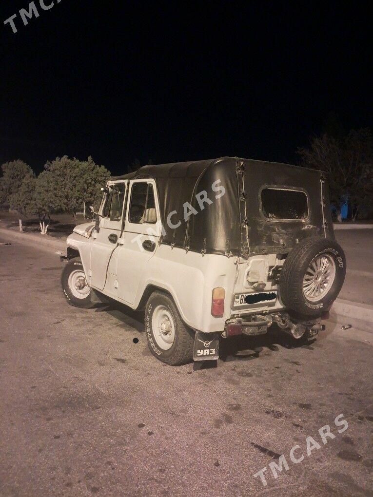 UAZ 469 2000 - 45 000 TMT - Бахарден - img 2