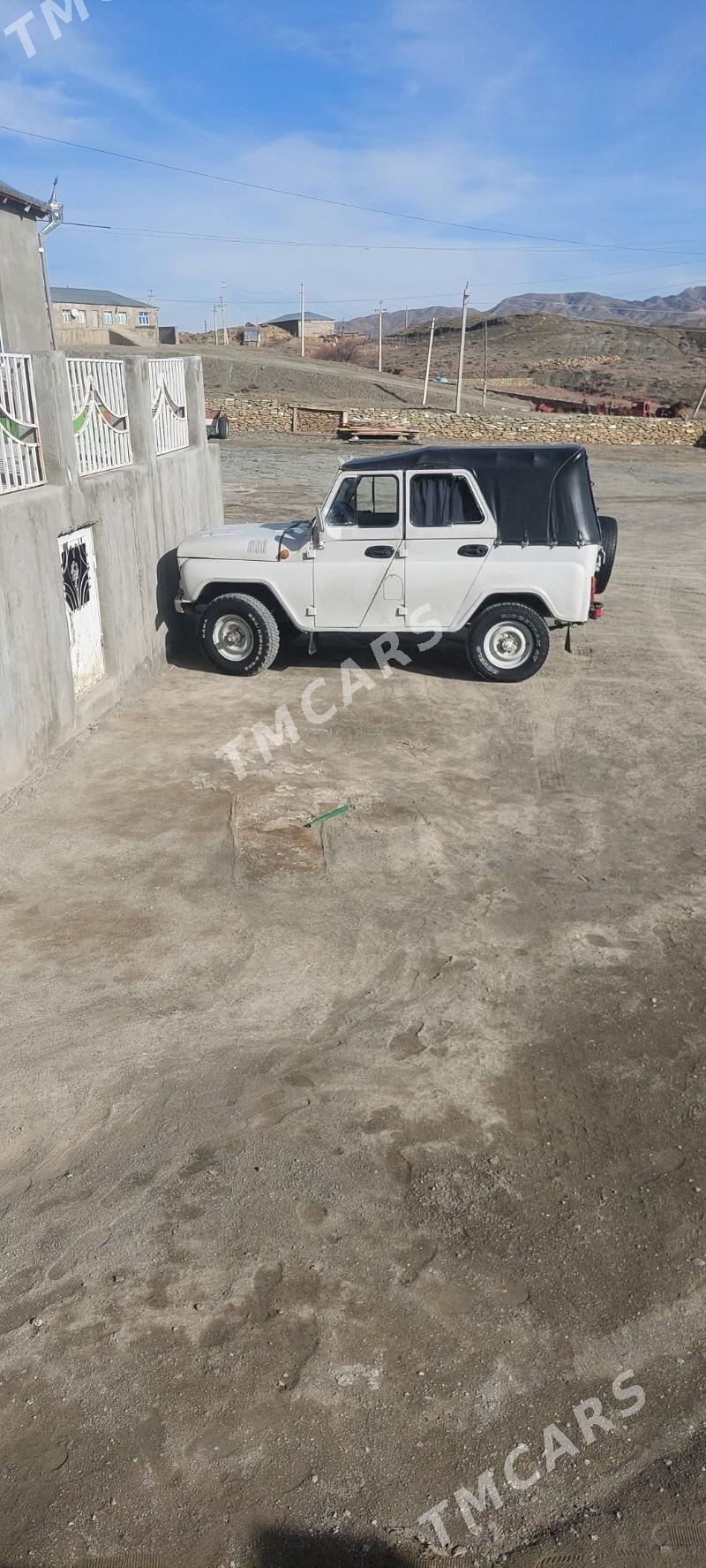 UAZ 469 2000 - 45 000 TMT - Бахарден - img 3