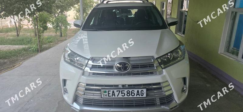 Toyota Highlander 2019 - 495 000 TMT - Gurtly - img 4