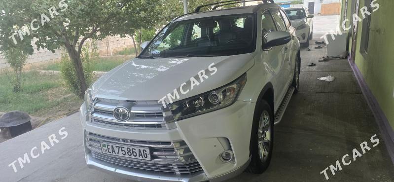 Toyota Highlander 2019 - 495 000 TMT - Gurtly - img 5