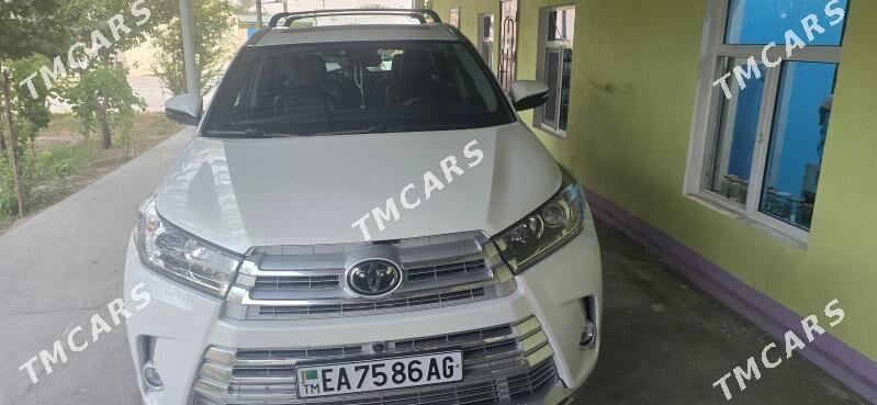 Toyota Highlander 2019 - 495 000 TMT - Gurtly - img 3