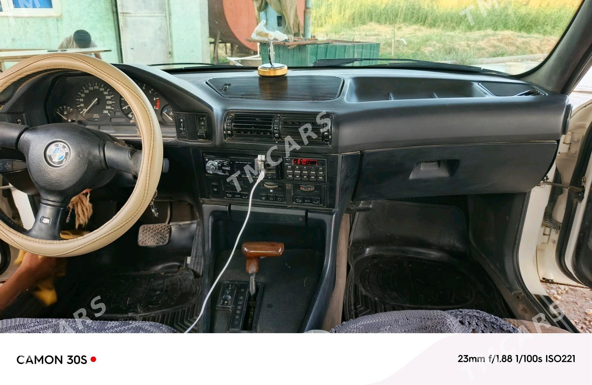 BMW 525 1990 - 52 000 TMT - Sarahs - img 2
