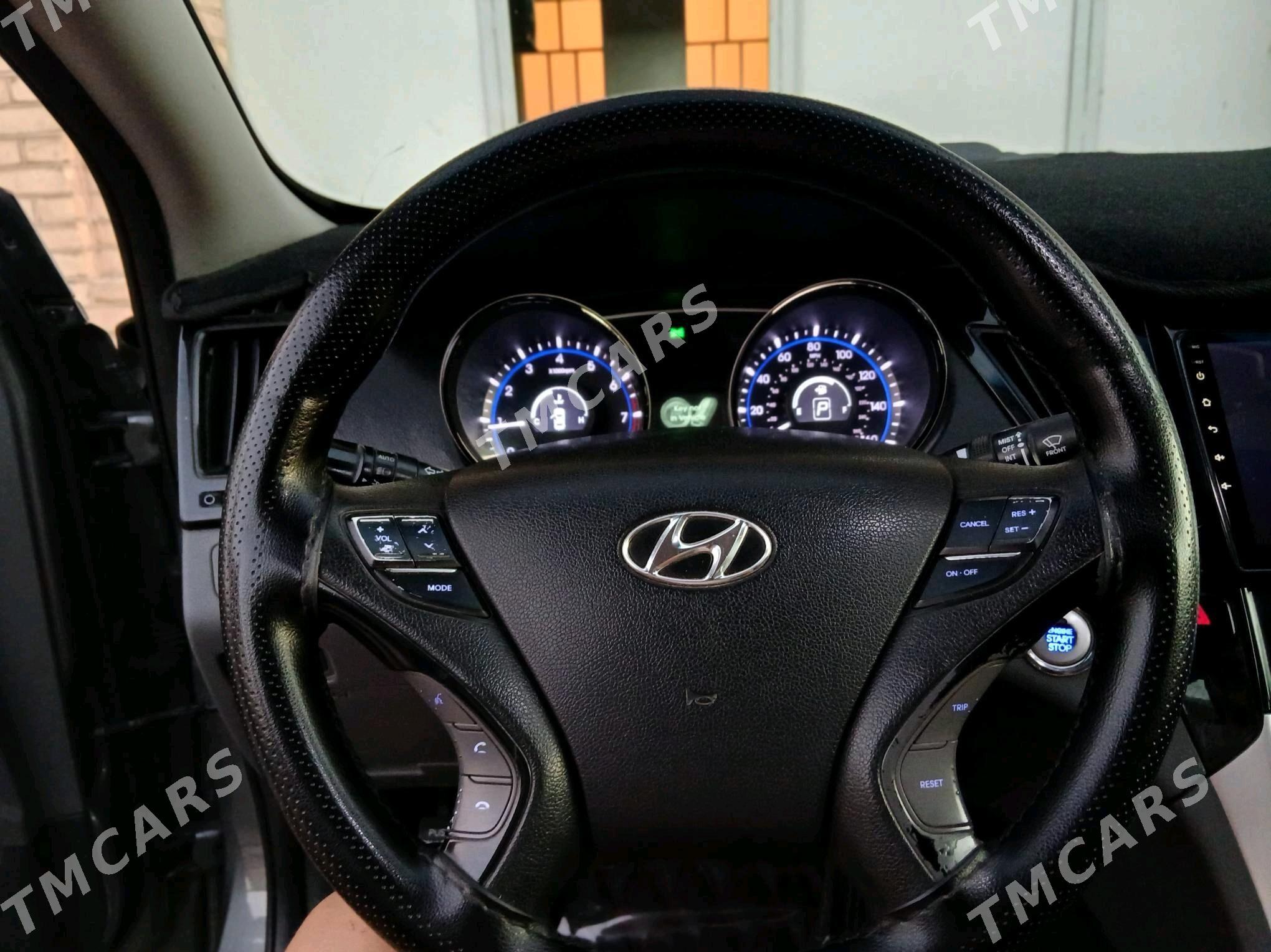 Hyundai Sonata 2012 - 170 000 TMT - Çärjew - img 4