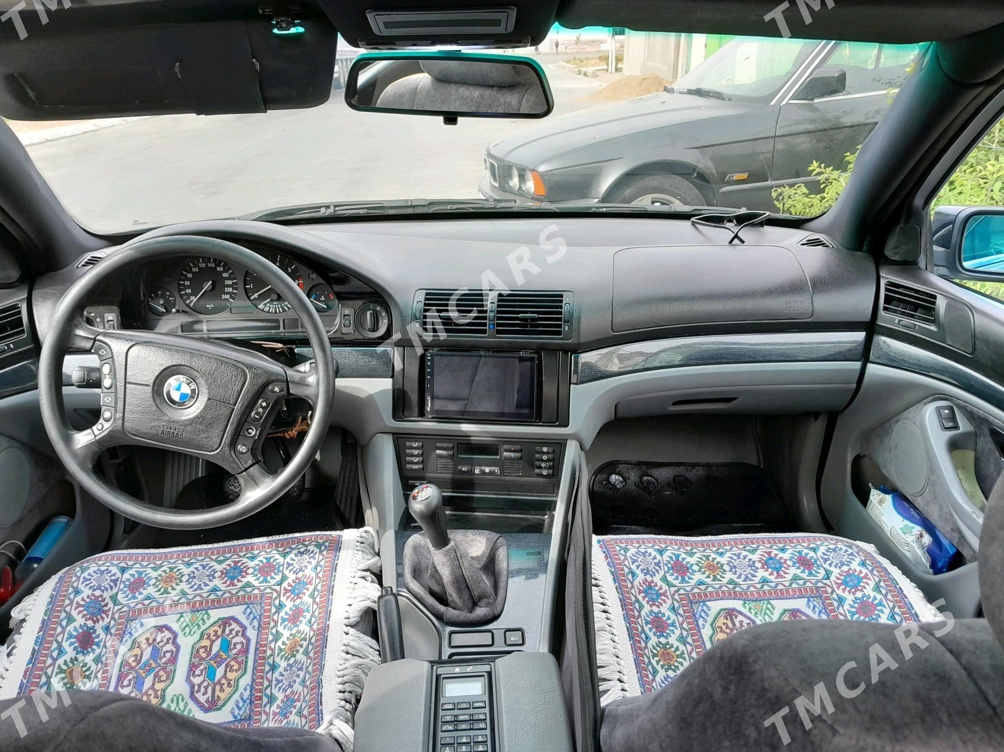 BMW E39 1998 - 105 000 TMT - Туркменбаши - img 6