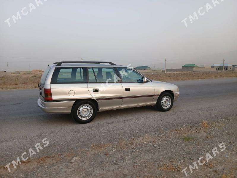 Opel Astra 1994 - 46 000 TMT - Бахарден - img 2