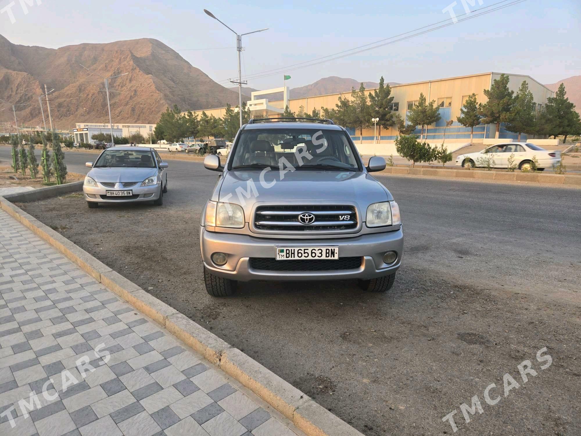 Toyota Sequoia 2003 - 245 000 TMT - Balkanabat - img 4