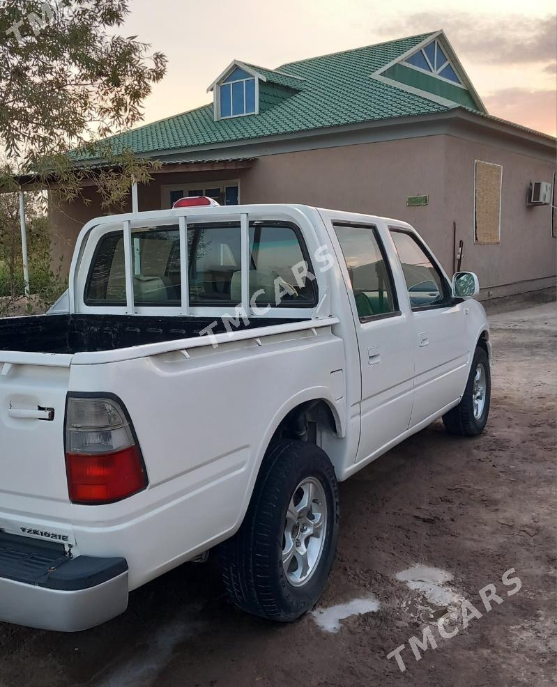 Toyota Hilux 2011 - 80 000 TMT - етр. Туркменбаши - img 5