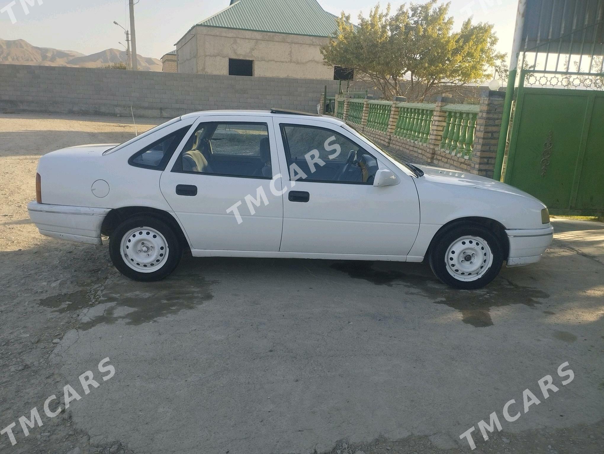 Opel Vectra 1991 - 28 000 TMT - Бахарден - img 8