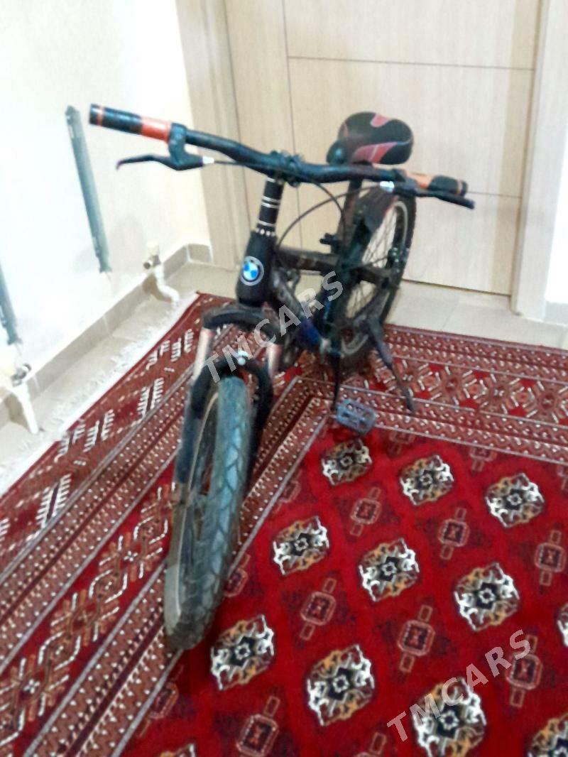 Bmw tigir - Гуртли - img 1