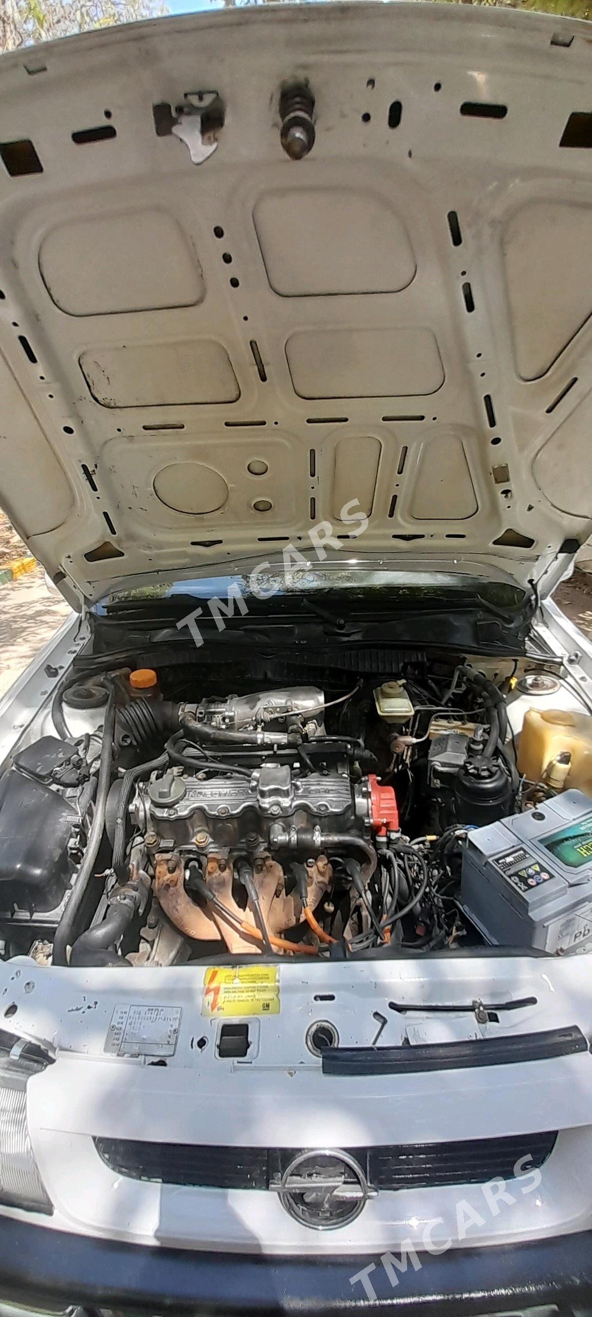 Opel Vectra 1992 - 35 000 TMT - Мары - img 7