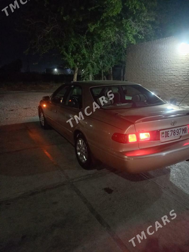 Toyota Camry 2001 - 160 000 TMT - Мары - img 8