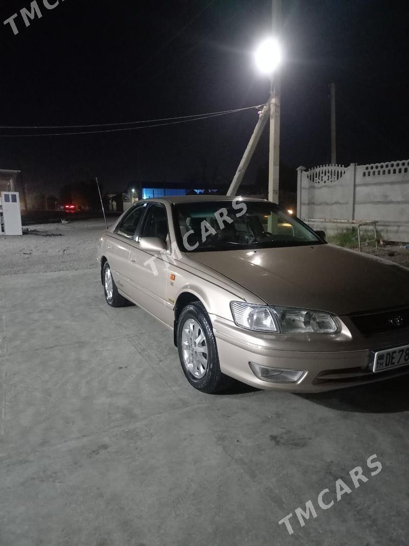 Toyota Camry 2001 - 160 000 TMT - Мары - img 1