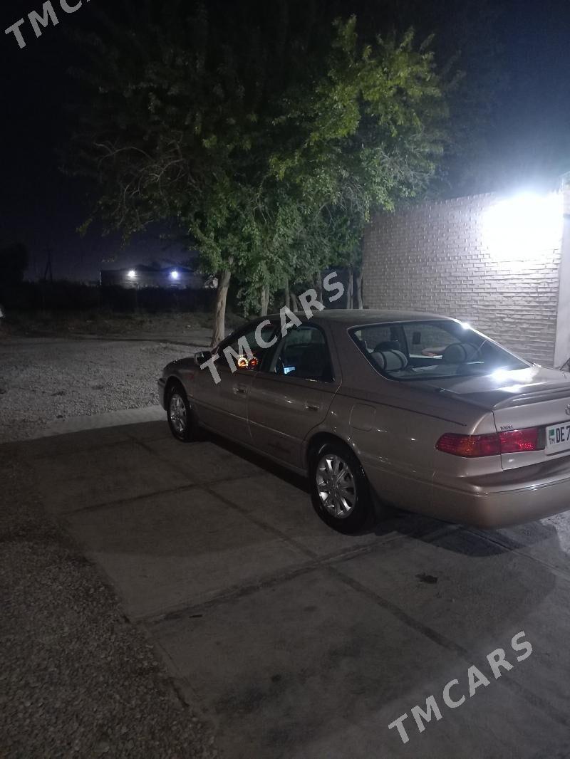 Toyota Camry 2001 - 160 000 TMT - Мары - img 2