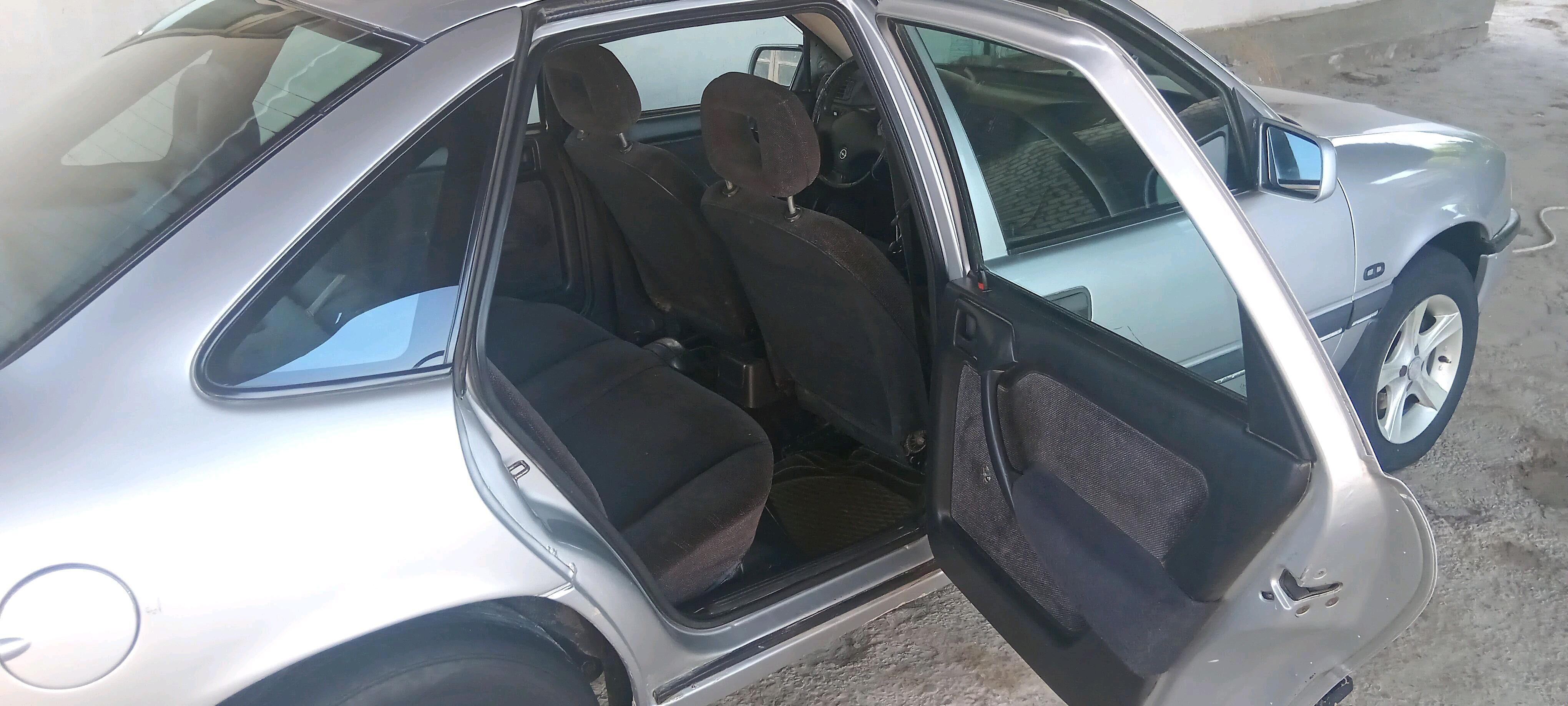 Opel Vectra 1989 - 38 000 TMT - Мургап - img 8