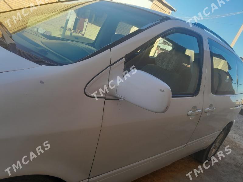 Toyota Sienna 2002 - 130 000 TMT - Mary - img 4