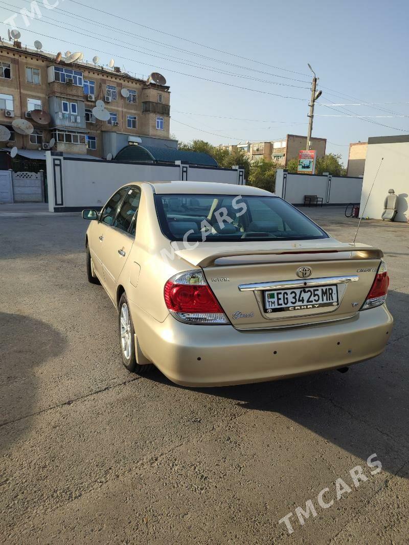Toyota Camry 2005 - 175 000 TMT - Мары - img 9