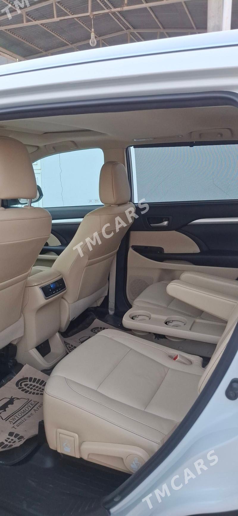 Toyota Highlander 2018 - 480 000 TMT - Хитровка - img 6