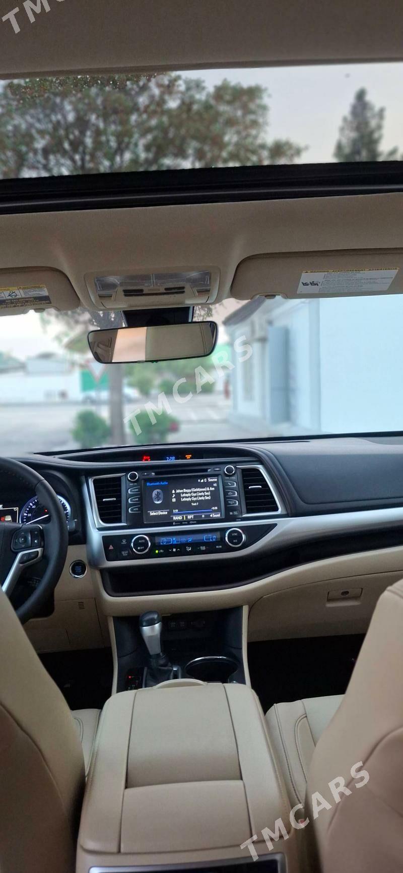 Toyota Highlander 2018 - 480 000 TMT - Хитровка - img 8