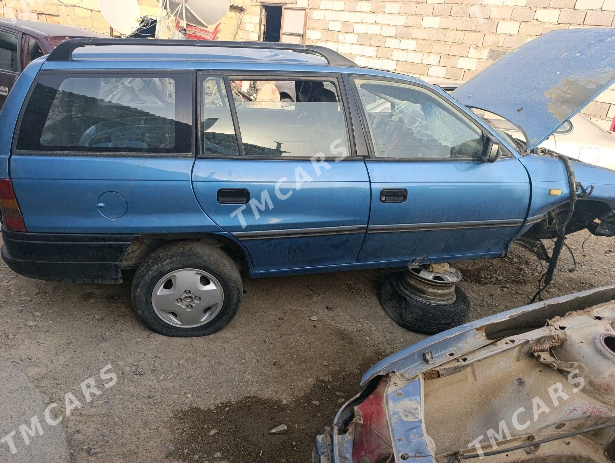 Opel Astra 1993 - 10 000 TMT - Гызыларбат - img 3