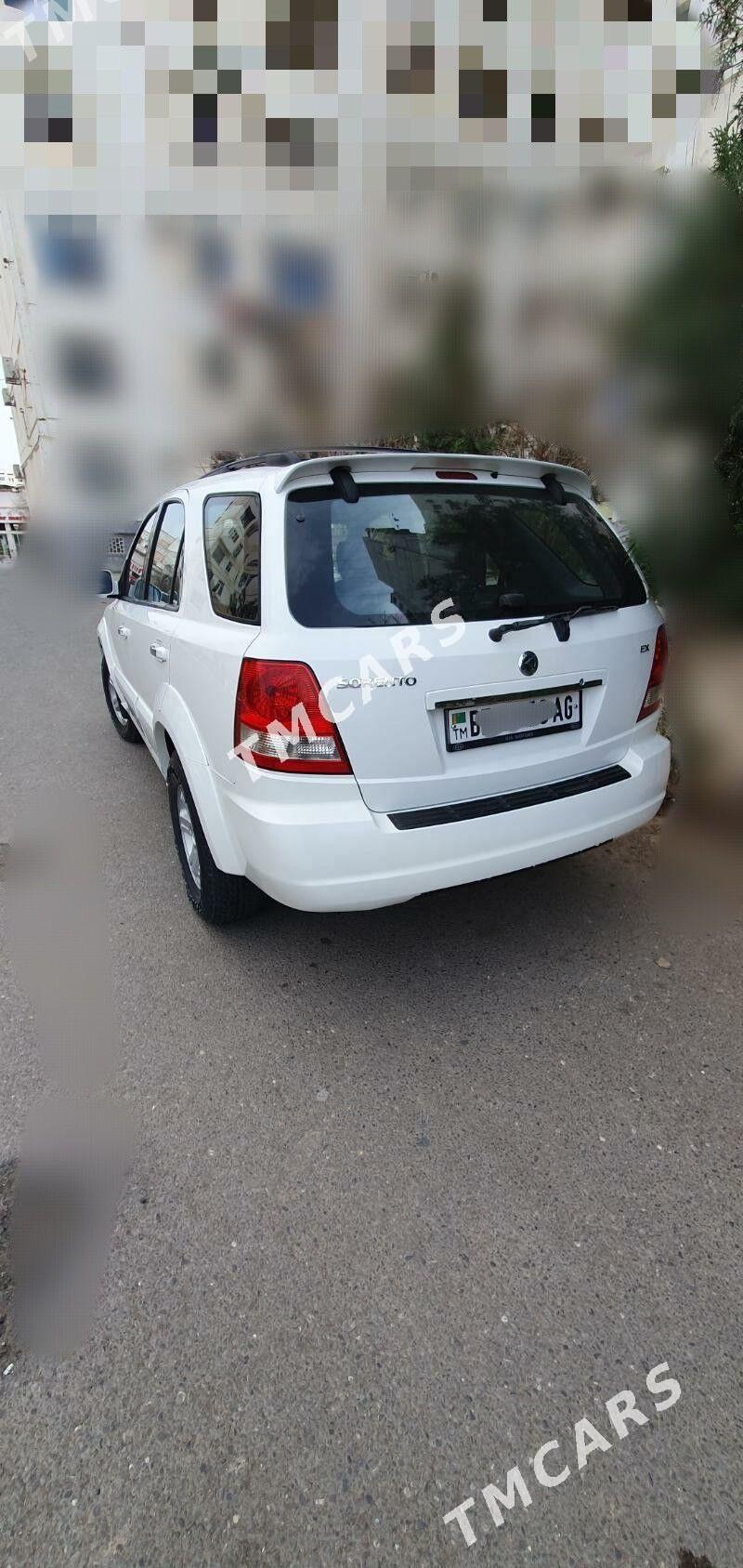 Kia Sorento 2004 - 95 000 TMT - ул. Подвойского (Битарап Туркменистан шаёлы) - img 2
