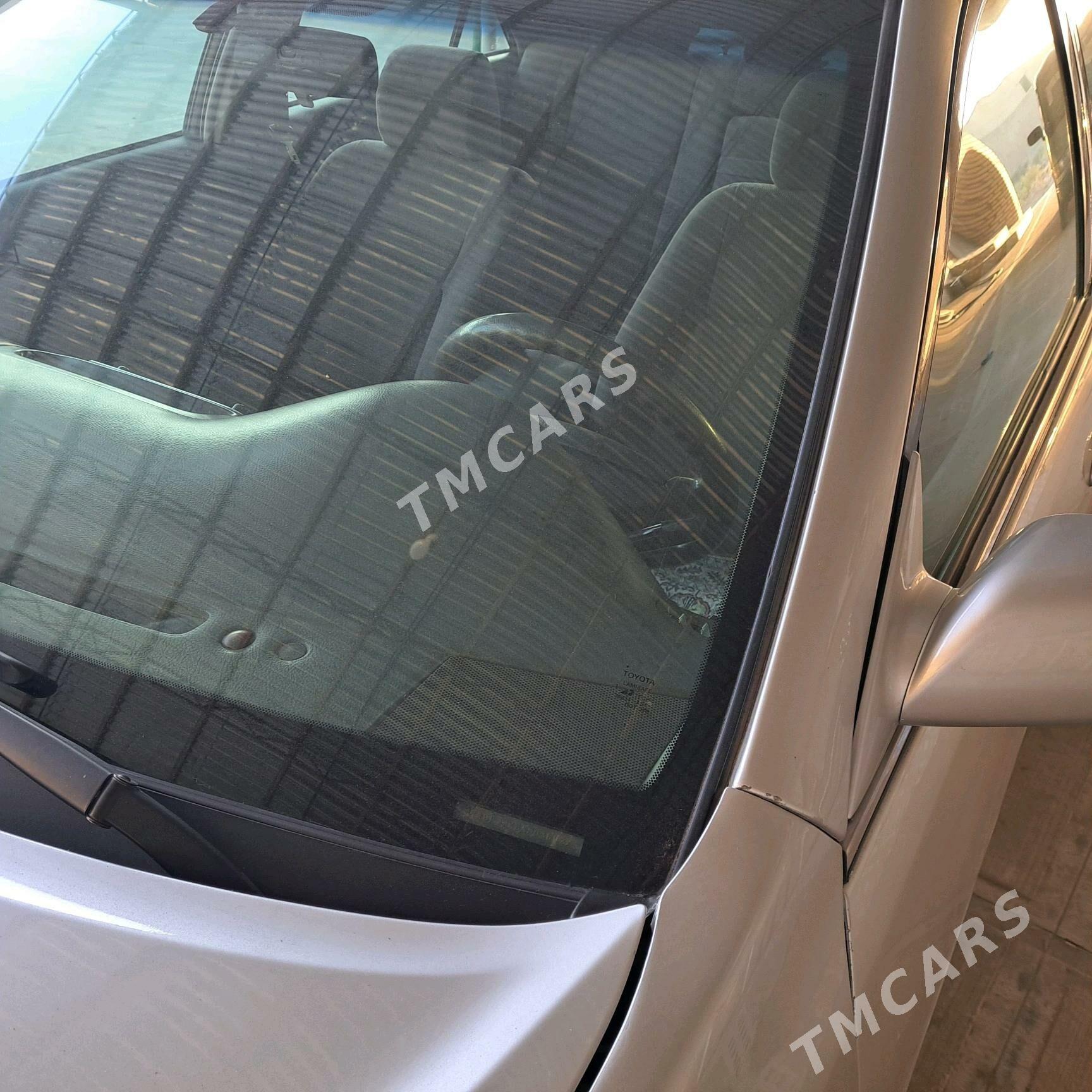Toyota Camry 2005 - 175 000 TMT - Halaç - img 6