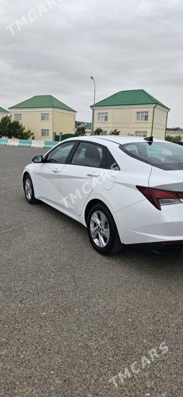 Hyundai Elantra 2021 - 257 000 TMT - Ашхабад - img 4
