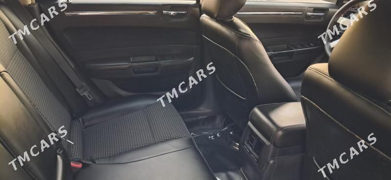 Chrysler 300C 2010 - 120 000 TMT - Хитровка - img 2