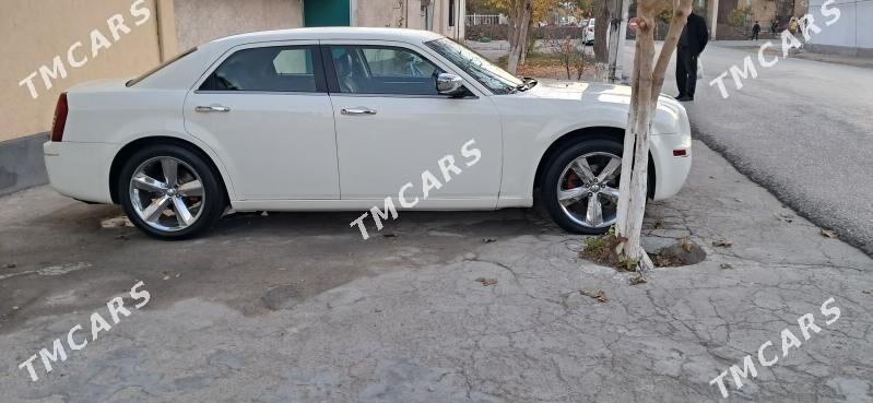 Chrysler 300C 2010 - 120 000 TMT - Хитровка - img 6