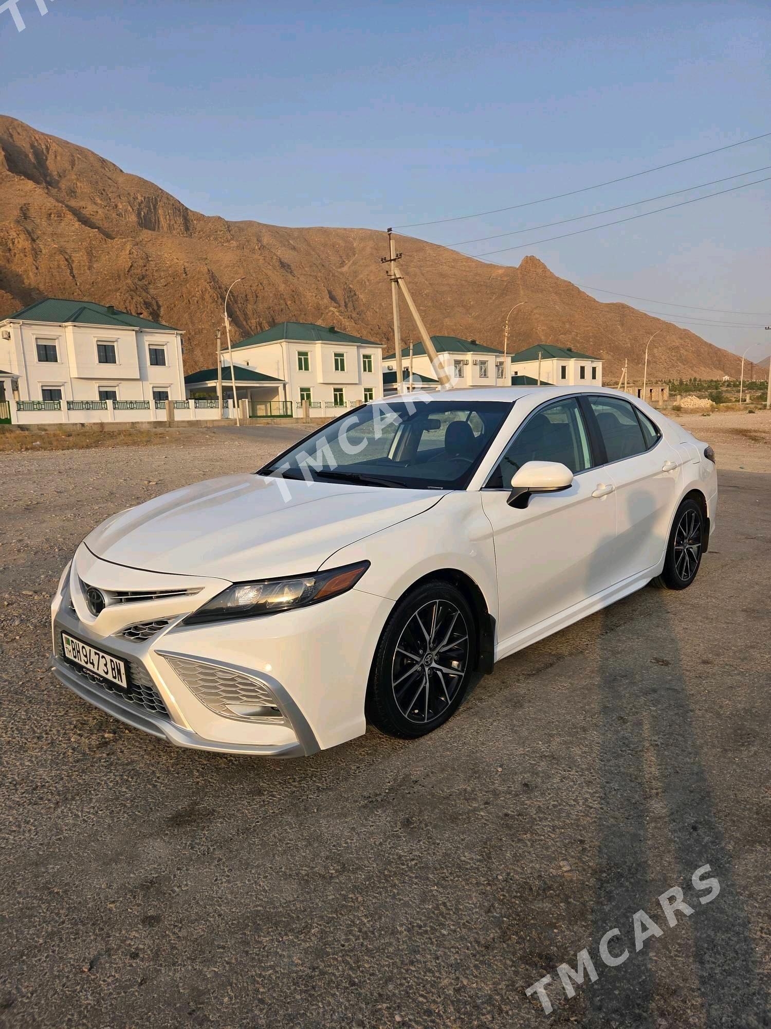 Toyota Camry 2021 - 319 000 TMT - Balkanabat - img 2