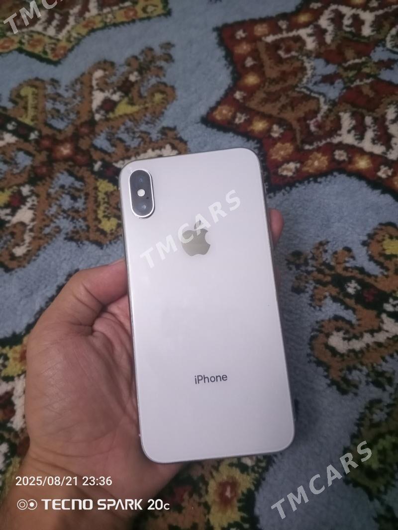 iPhone X - Hitrowka - img 3
