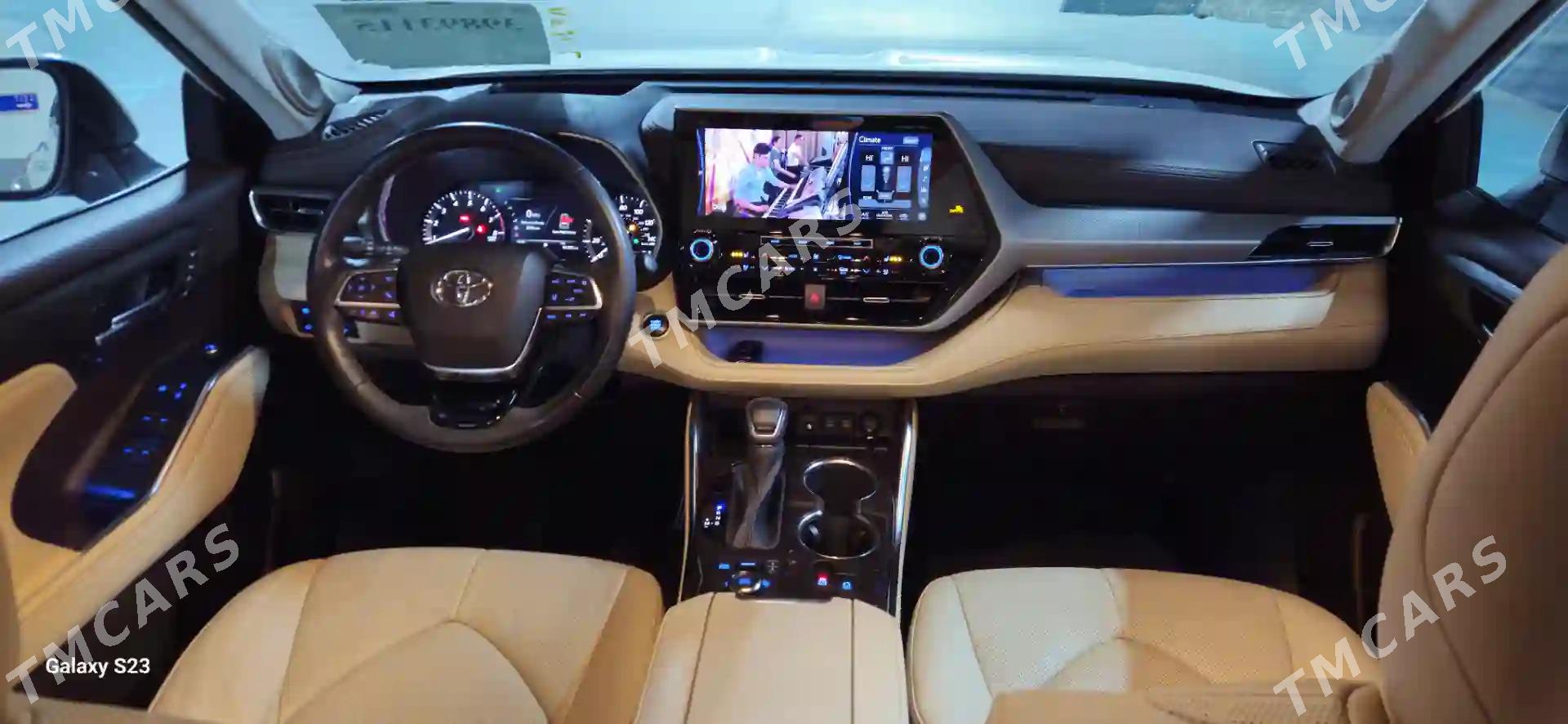 Toyota Highlander 2021 - 535 000 TMT - Ашхабад - img 4