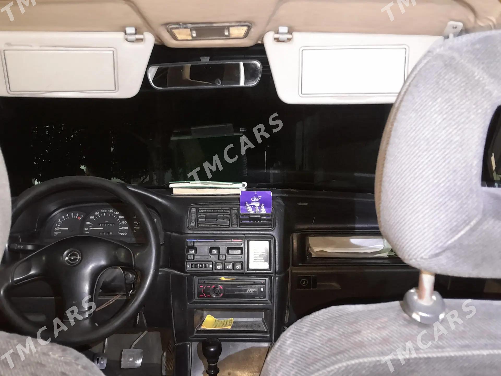 Opel Vectra 1993 - 30 000 TMT - Гёкдепе - img 3