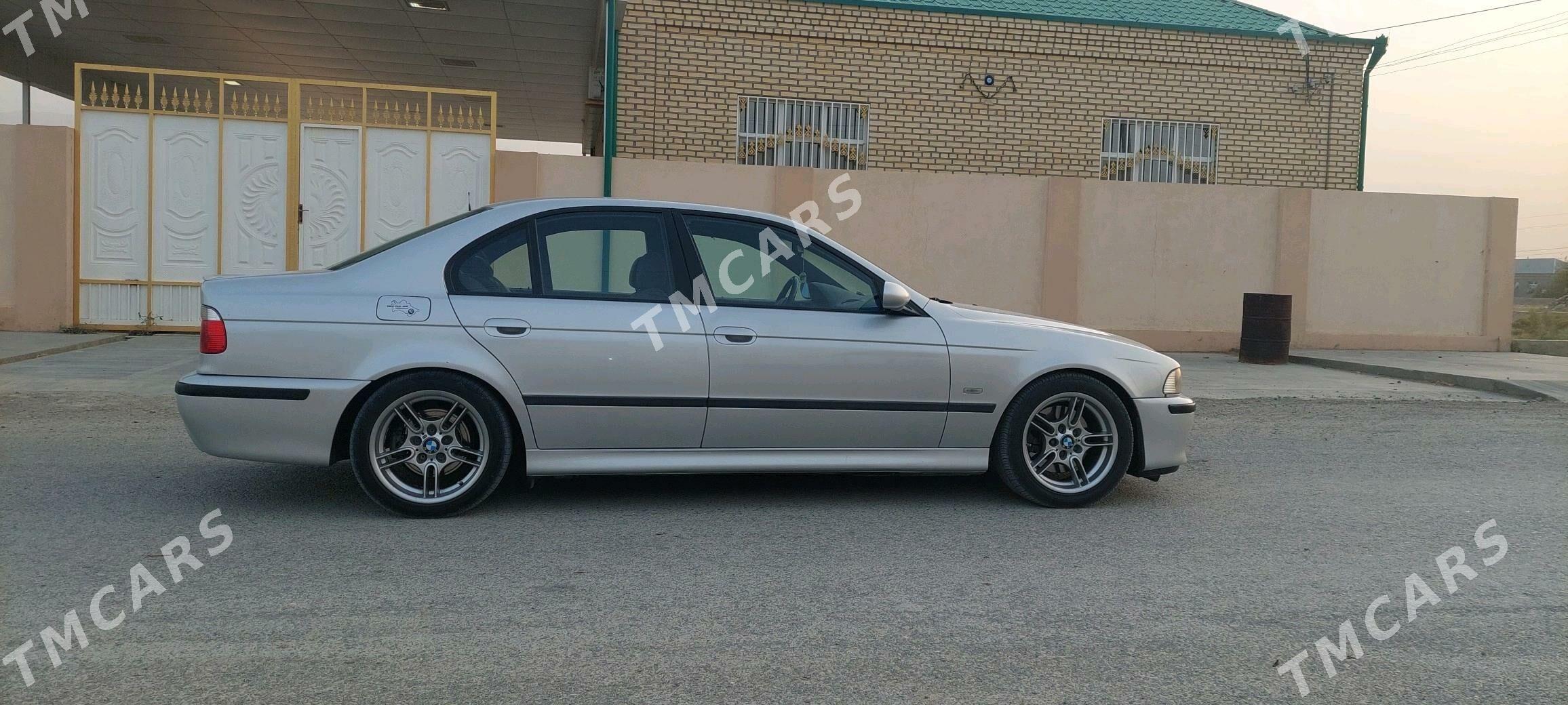 BMW 530 2002 - 155 000 TMT - Bäherden - img 3