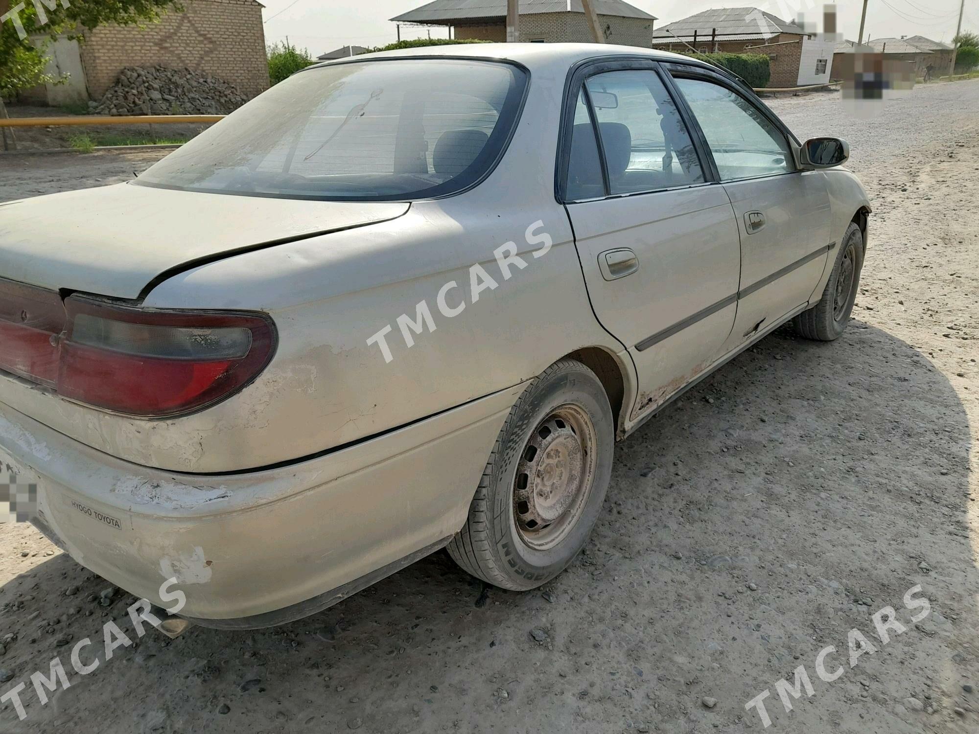Toyota Carina 1996 - 26 000 TMT - Теджен - img 4