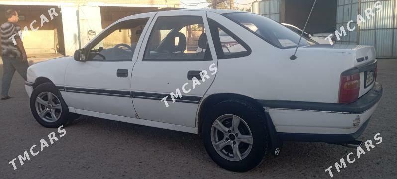 Opel Vectra 1992 - 27 000 TMT - Ёлётен - img 3